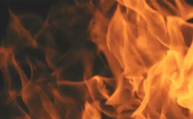 పండుగ వేళ ఏపీలో అగ్నిప్రమాదాలు