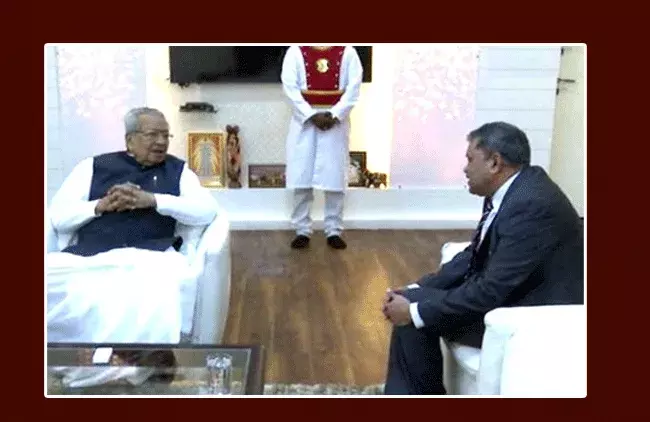 ఏపీలో పంచాయతీ ఎన్నికలు.. గవర్నర్తో భేటీ కానున్న ఎస్ఈసీ రమేష్ ఏపీలో పంచాయతీ ఎన్నికలు.. గవర్నర్తో భేటీ కానున్న ఎస్ఈసీ రమేష్