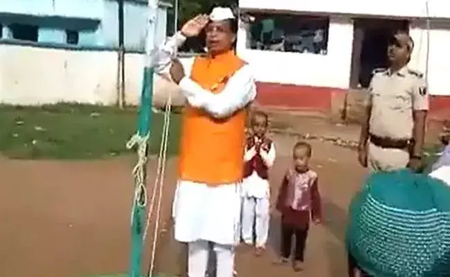 బిహార్‌ విద్యాశాఖా మంత్రి రాజీనామా