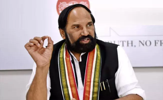 వరద నియంత్రణకు ఏడేళ్లుగా ఎందుకు చర్యలు తీసుకోలేదు? : టీపీసీసీ చీఫ్ ఉత్తమ్ వరద నియంత్రణకు ఏడేళ్లుగా ఎందుకు చర్యలు తీసుకోలేదు? : టీపీసీసీ చీఫ్ ఉత్తమ్