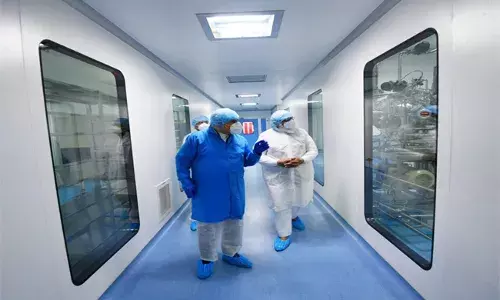 భారత్‌ బయోటెక్‌లో ప్రధాని మోదీ