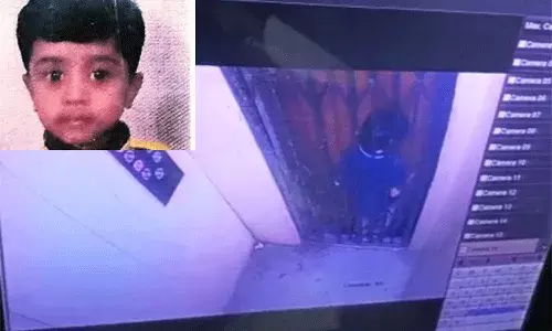 విషాదం.. అయిదేళ్ల బాలుడు లిప్ట్‌లో ఇరుక్కుని..