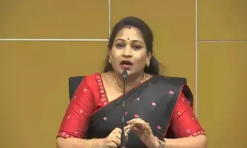 వైసీపీ అధికారంలోకి వచ్చిన రోజు నుంచి మహిళలపై దాడులు పెరిగాయి - మాజీ ఎమ్మెల్యే అనిత వైసీపీ అధికారంలోకి వచ్చిన రోజు నుంచి మహిళలపై దాడులు పెరిగాయి - మాజీ ఎమ్మెల్యే అనిత