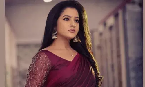 నటి ఆత్మహత్య.. కాబోయే భర్తతో హోటల్లో.. అంతలోనే.. నటి ఆత్మహత్య.. కాబోయే భర్తతో హోటల్లో.. అంతలోనే..