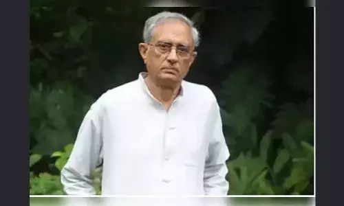 విశాఖకూ ఏలూరు తరహా ముప్పు: రిటైర్డ్ ఐఏఎస్ అధికారి సంచలన వ్యాఖ్యలు విశాఖకూ ఏలూరు తరహా ముప్పు: రిటైర్డ్ ఐఏఎస్ అధికారి సంచలన వ్యాఖ్యలు