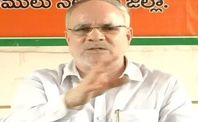 కాంగ్రెస్, కమ్యూనిస్టు పార్టీలకు బీజేపీ అధికార ప్రతినిధి ఆంజనేయరెడ్డి సవాల్ కాంగ్రెస్, కమ్యూనిస్టు పార్టీలకు బీజేపీ అధికార ప్రతినిధి ఆంజనేయరెడ్డి సవాల్