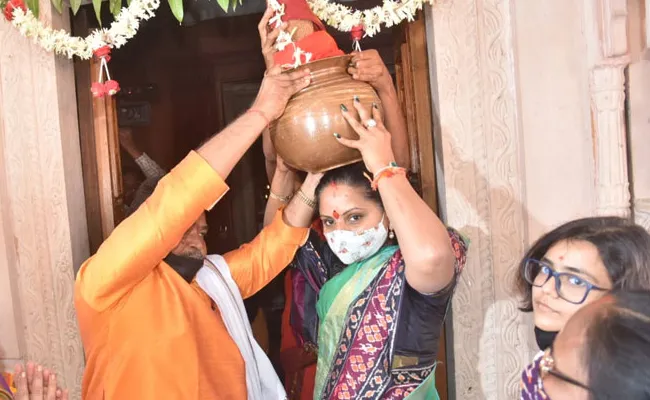 నిజామాబాద్ జిల్లాలో పర్యటించిన ఎమ్మెల్సీ కవిత! నిజామాబాద్ జిల్లాలో పర్యటించిన ఎమ్మెల్సీ కవిత!