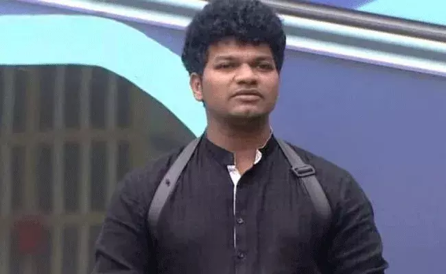 ఇంజనీరింగ్ చదివి.. రాత్రిళ్లు రోడ్ల మీద ఐస్ క్రీమ్ అమ్మి: అవినాష్ ఇంజనీరింగ్ చదివి.. రాత్రిళ్లు రోడ్ల మీద ఐస్ క్రీమ్ అమ్మి: అవినాష్