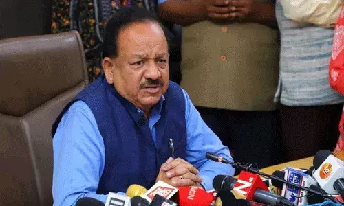 ప్రజలందరికీ ఉచితంగా వ్యాక్సిన్ పంపిణీ: కేంద్ర మంత్రి హర్షవర్ధన్