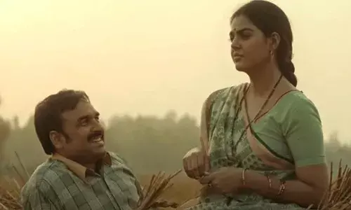 నేచురల్ లుక్‌లో మోనల్.. బాలీవుడ్‌లో బిగ్‌బాస్ బ్యూటీ