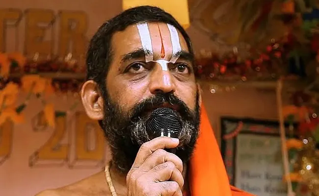ఏపీలో ఆలయాల్లో విగ్రహాలకు రక్షణ కొరవడింది: చినజీయర్ స్వామీజీ ఏపీలో ఆలయాల్లో విగ్రహాలకు రక్షణ కొరవడింది: చినజీయర్ స్వామీజీ