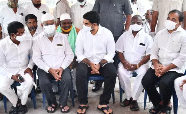 మంగళగిరిలో టీడీపీ జాతీయ ప్రధాన కార్యదర్శి లోకేష్‌ పర్యటన