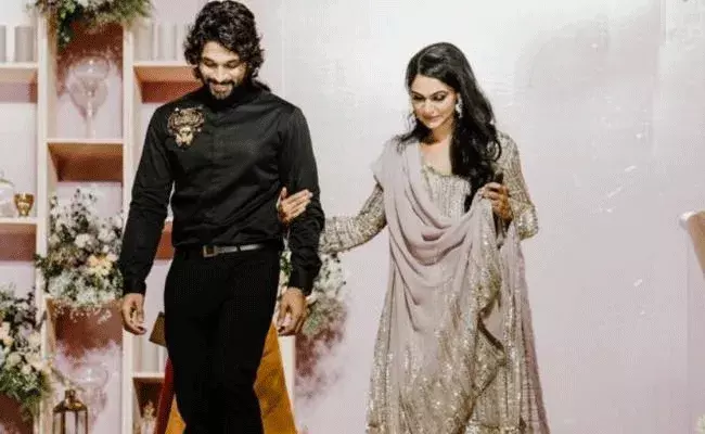 రాత్రి  రెండు గంటలవుతున్నా నైట్ క్లబ్‌ పార్టీలో స్నేహ..: అల్లు అర్జున్