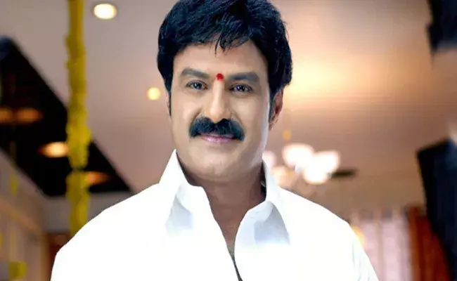 వైసీపీ రాక్షసులకు, తెలుగుదేశం దేవతలకు మధ్య యుద్ధం జరుగుతుంది :  ఎమ్మెల్యే బాలకృష్ణ వైసీపీ రాక్షసులకు, తెలుగుదేశం దేవతలకు మధ్య యుద్ధం జరుగుతుంది :  ఎమ్మెల్యే బాలకృష్ణ
