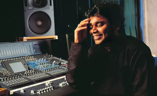 HBD A. R. Rahman : కీ బోర్డ్ ప్లేయర్ నుంచి.. ఆస్కార్ విన్నర్ వరకు.. HBD A. R. Rahman : కీ బోర్డ్ ప్లేయర్ నుంచి.. ఆస్కార్ విన్నర్ వరకు..