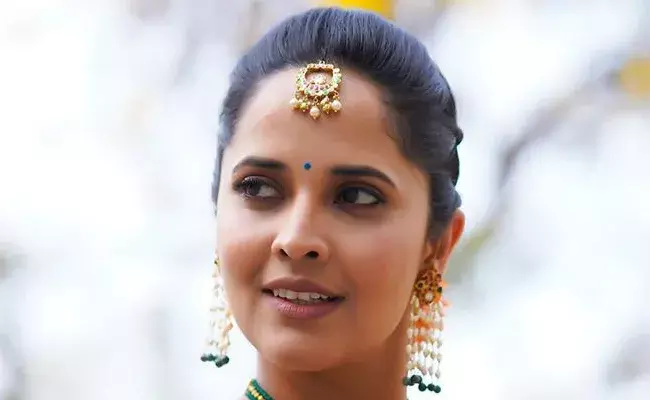 Anasuya Bharadwaj : అనసూయకి షాక్... రాత్రికి రాత్రే ఏమైందబ్బా..! Anasuya Bharadwaj : అనసూయకి షాక్... రాత్రికి రాత్రే ఏమైందబ్బా..!