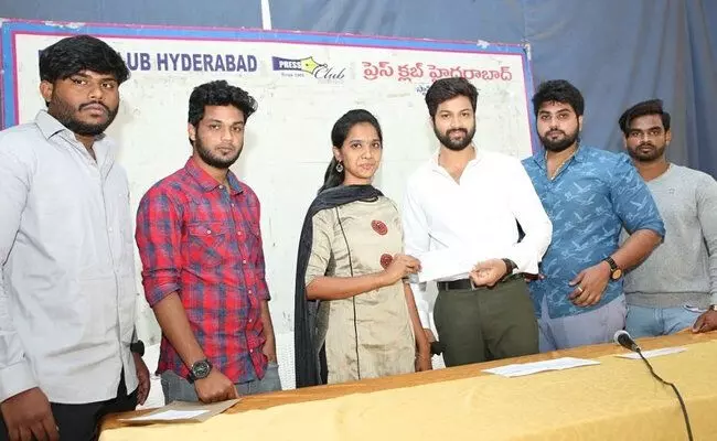 10 లక్షలు డొనేషన్ ఇచ్చిన బిగ్బాస్ సోహైల్! 10 లక్షలు డొనేషన్ ఇచ్చిన బిగ్బాస్ సోహైల్!