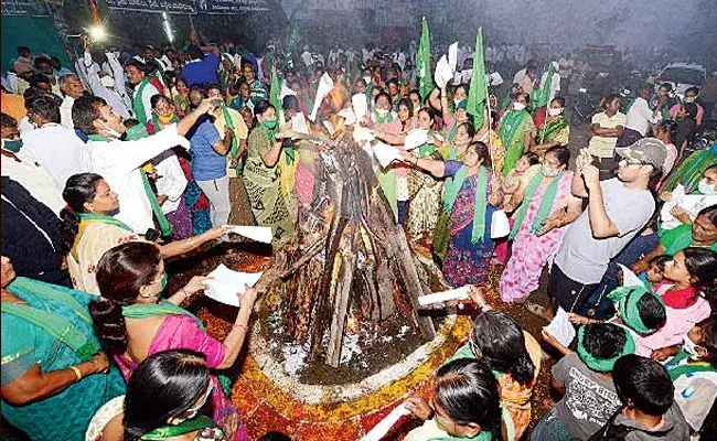 అమరావతి రైతుల్లో కనిపించని సంక్రాంతి సంబరాలు!