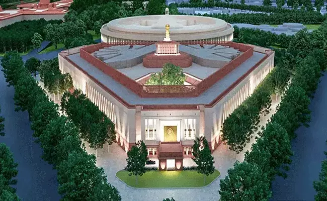 రూ.971 కోట్లతో కొత్త పార్లమెంట్ భవనం.. ప్రారంభమైన నిర్మాణ పనులు