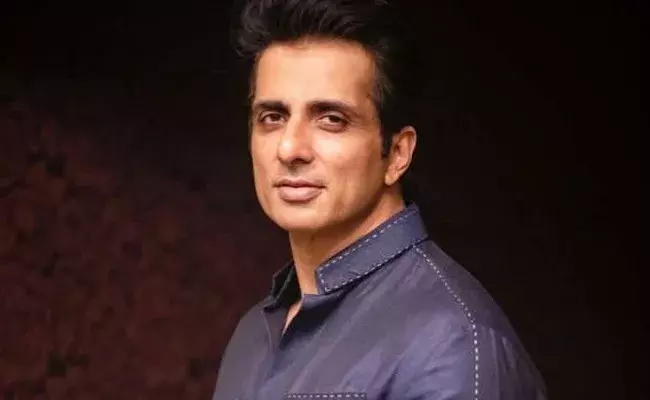 నా భార్య తెలుగింటి ఆడపడుచే.. నేను తెలుగింటి అల్లుడినే : సోనుసూద్ నా భార్య తెలుగింటి ఆడపడుచే.. నేను తెలుగింటి అల్లుడినే : సోనుసూద్