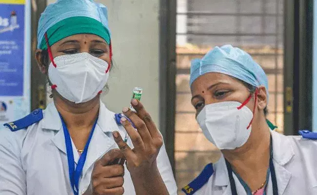 విజయవంతంగా కొనసాగుతోన్న వ్యాక్సినేషన్