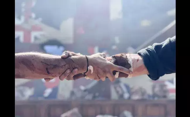 అభిమానులకు RRR టీం మరో సర్ ప్రైజ్!