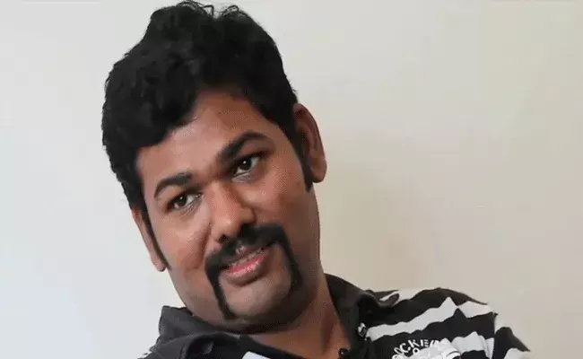 పాస్టర్ ప్రవీణ్ చక్రవర్తి కేసులో కొనసాగుతున్న సీఐడీ దర్యాప్తు పాస్టర్ ప్రవీణ్ చక్రవర్తి కేసులో కొనసాగుతున్న సీఐడీ దర్యాప్తు