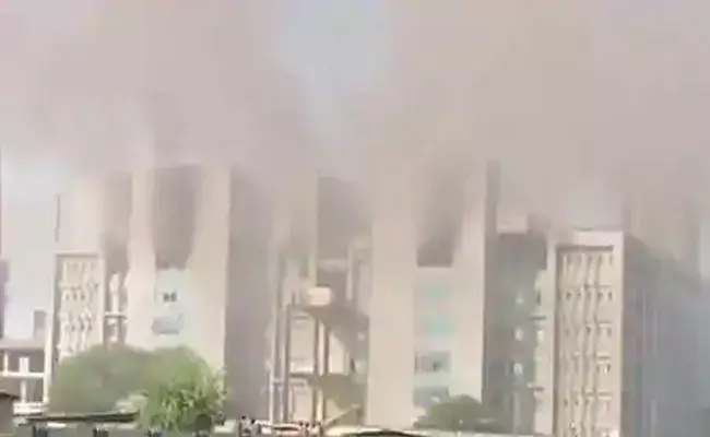 సీరంలో అగ్ని ప్రమాదం: బాధిత కుటుంబాలకు 25లక్షల పరిహారం