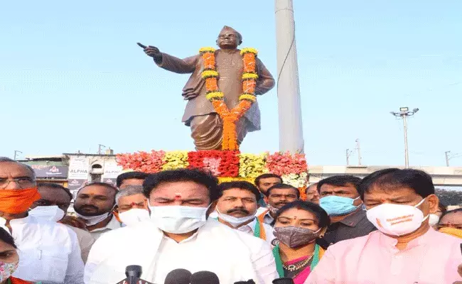 దేశానికి నేతాజీ చేసిన సేవలు మరువలేనివి : కేంద్రమంత్రి కిషన్ రెడ్డి దేశానికి నేతాజీ చేసిన సేవలు మరువలేనివి : కేంద్రమంత్రి కిషన్ రెడ్డి