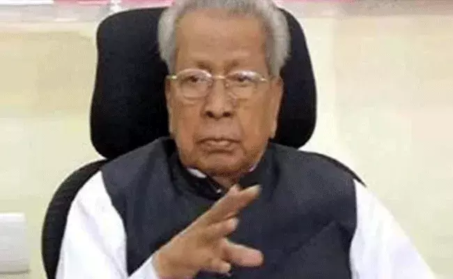 గవర్నర్ భిశ్వభూషన్ను కలవనున్న టీడీపీ బృందం గవర్నర్ భిశ్వభూషన్ను కలవనున్న టీడీపీ బృందం