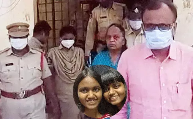 ఎందుకు గొడవ చేస్తున్నారు.. దేవుడే మా చేత చేయిస్తున్నాడు..