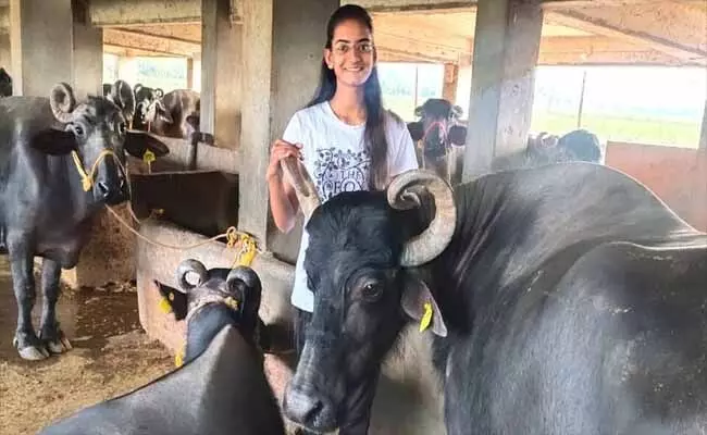 వయసు 11 ఏళ్ళు.. సంపాదించేది నెలకు రూ.6లక్షలు! వయసు 11 ఏళ్ళు.. సంపాదించేది నెలకు రూ.6లక్షలు!