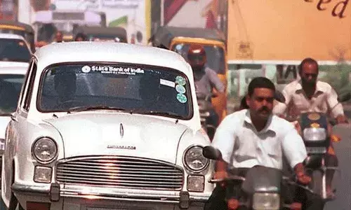 15 ఏళ్ల జీవితకాలం మించిన వాహనాలు..