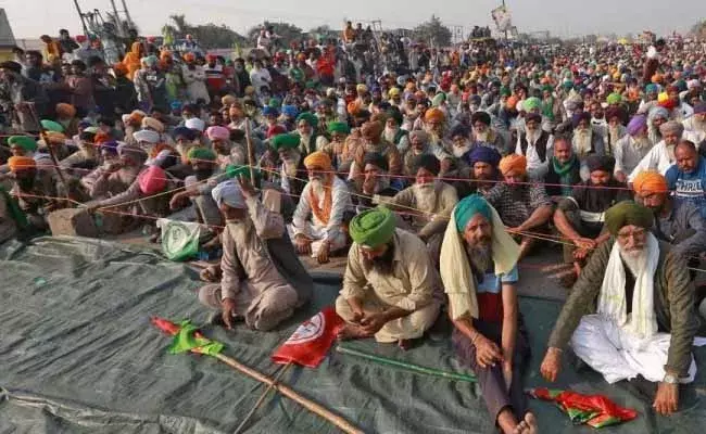 ఢిల్లీ సరిహద్దుల్లో కొనసాగుతున్న రైతు నిరసనలు!