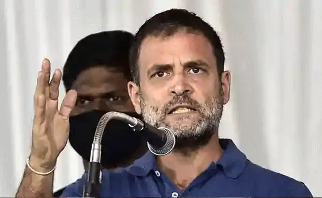అన్నం పెట్టే రైతన్నపై లాఠీఛార్జ్ అమానుషం: రాహుల్ అన్నం పెట్టే రైతన్నపై లాఠీఛార్జ్ అమానుషం: రాహుల్