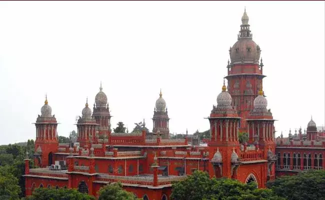 ఆ కేసు విషయంలో మద్రాస్ హైకోర్టు సంచలన తీర్పు! ఆ కేసు విషయంలో మద్రాస్ హైకోర్టు సంచలన తీర్పు!