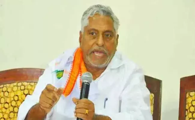 కేటీఆర్కు బదులు ఈటల రాజేందర్ను సీఎంగా చేయాలి : జీవన్ రెడ్డి కేటీఆర్కు బదులు ఈటల రాజేందర్ను సీఎంగా చేయాలి : జీవన్ రెడ్డి