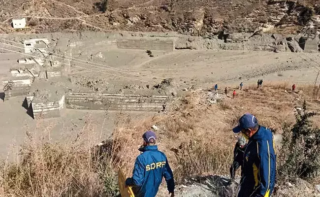 ఉత్తరాఖండ్‌లో ఆకస్మిక వరదలు.. కొట్టుకుపోయిన డ్యామ్‌