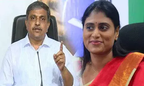 జగన్ నచ్చచెప్పినా వినకుండా షర్మిల పార్టీ ఏర్పాటు నిర్ణయం తీసుకున్నారు: సజ్జల జగన్ నచ్చచెప్పినా వినకుండా షర్మిల పార్టీ ఏర్పాటు నిర్ణయం తీసుకున్నారు: సజ్జల