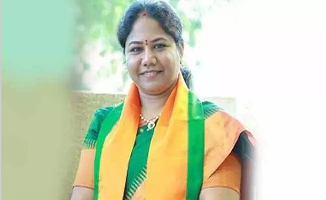 GHMC Mayor Election: బీజేపీ మేయర్ అభ్యర్ధిగా రాధ ధీరజ్ రెడ్డి! GHMC Mayor Election: బీజేపీ మేయర్ అభ్యర్ధిగా రాధ ధీరజ్ రెడ్డి!