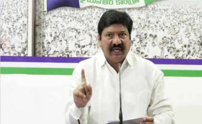 వైసీపీ ఎమ్మెల్యే జోగి రమేష్ సంచలన వ్యాఖ్యలు! వైసీపీ ఎమ్మెల్యే జోగి రమేష్ సంచలన వ్యాఖ్యలు!