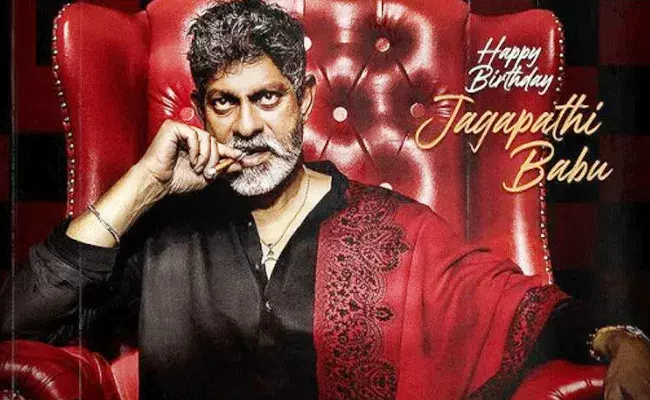 Jagapathi Babu Birth Day Special : జగపతి బాబుని అలా చూసి ఆశ్చర్యపోయిన టాలీవుడ్ Jagapathi Babu Birth Day Special : జగపతి బాబుని అలా చూసి ఆశ్చర్యపోయిన టాలీవుడ్