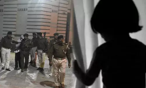 11ఏళ్ల విద్యార్థిని రేప్ చేసిన ప్రిన్సిపాల్.. ఉరిశిక్ష విధించిన కోర్టు 11ఏళ్ల విద్యార్థిని రేప్ చేసిన ప్రిన్సిపాల్.. ఉరిశిక్ష విధించిన కోర్టు
