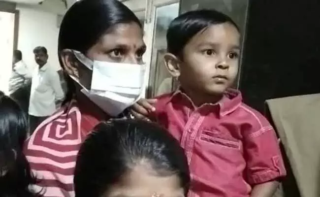 కిడ్నాప్‌ గురైన బాలుడిని రక్షించిన హైదరాబాద్ పోలీసులు!