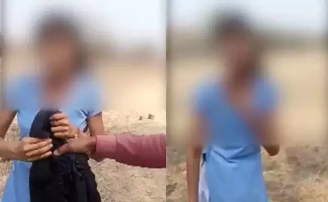 అబ్బాయితో ఉందని... అమ్మాయిని చిత్రహింసలు పెట్టిన దుండగులు..!