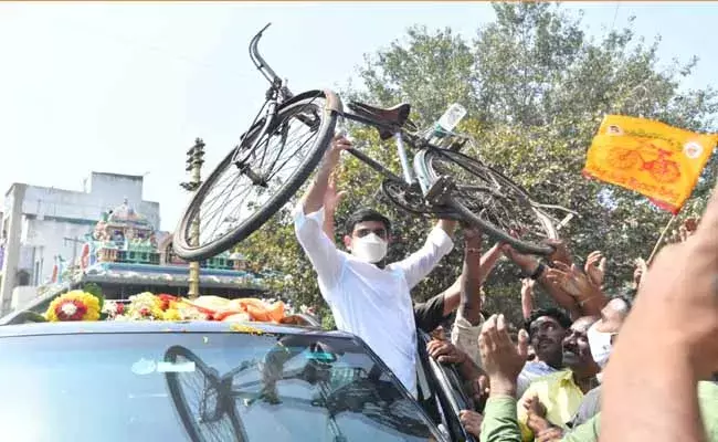 భయం అనేది టీడీపీ బ్లడ్‌‌‌‌‌లో కూడా లేదు : నారా లోకేష్..!