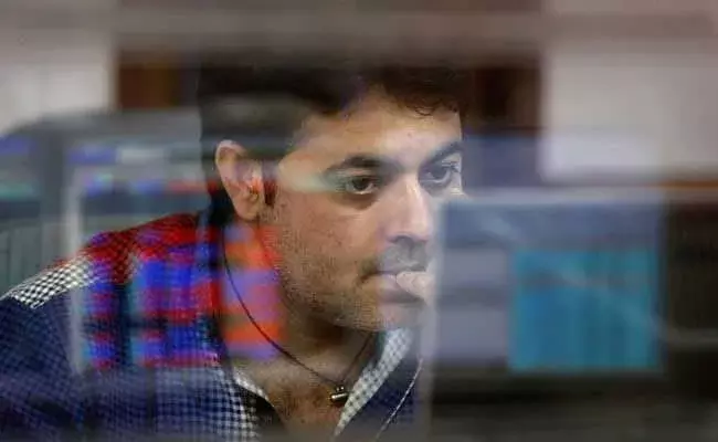 భారీ నష్టాలతో ముగిసిన దేశీయ మార్కెట్లు..!
