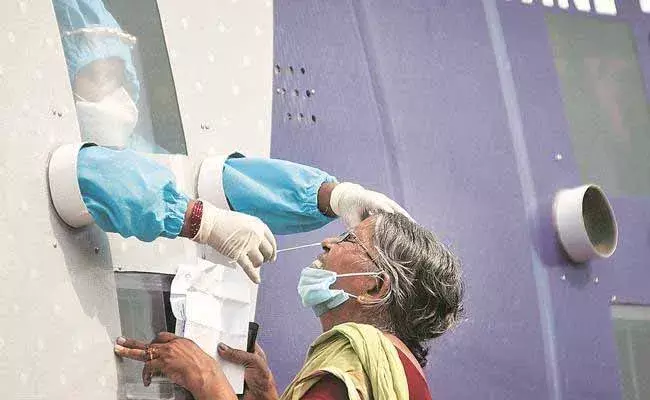 ఏపీలో కొత్తగా 4,157 కేసులు, 18 మంది మృతి ఏపీలో కొత్తగా 4,157 కేసులు, 18 మంది మృతి