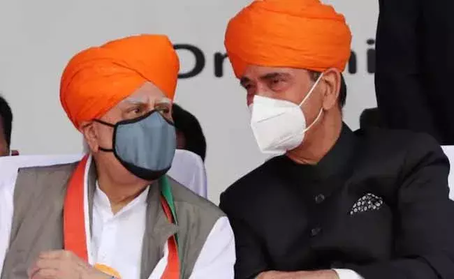 ప్రజలు మోదీని చూసి చాలా నేర్చుకోవాలి.. ప్రధాని పై కాంగ్రెస్ సీనియర్ నేత ప్రశంసలు.. !