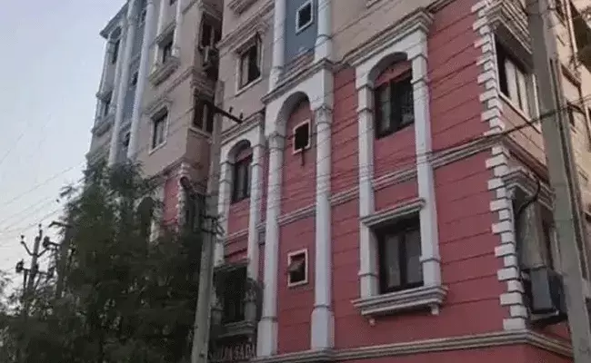 Kadapah Lawyer: కడప న్యాయవాది అనుమానాస్పద మృతి.. Kadapah Lawyer: కడప న్యాయవాది అనుమానాస్పద మృతి..